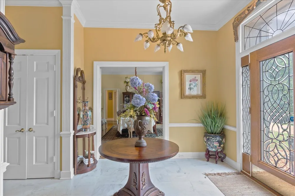 750 Lakehill Cir Lewisburg, TN 37091