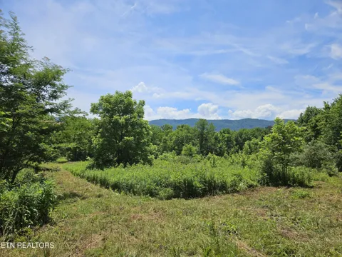 0 SIX MILE RD