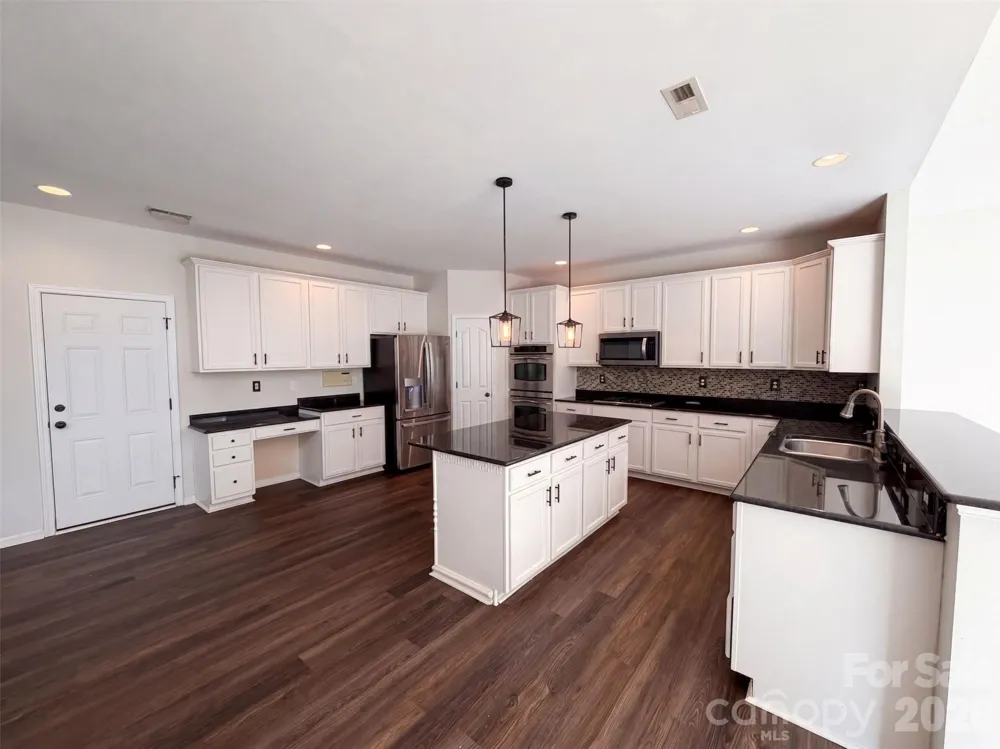 821 Pinkney Place Stanley, NC 28164