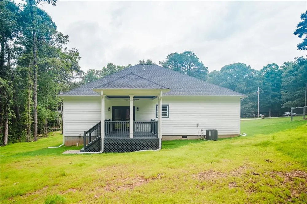 135 Harriette Drive Stockbridge, GA 30281