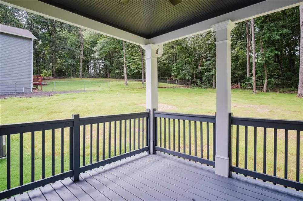 135 Harriette Drive Stockbridge, GA 30281