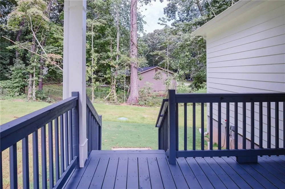 135 Harriette Drive Stockbridge, GA 30281