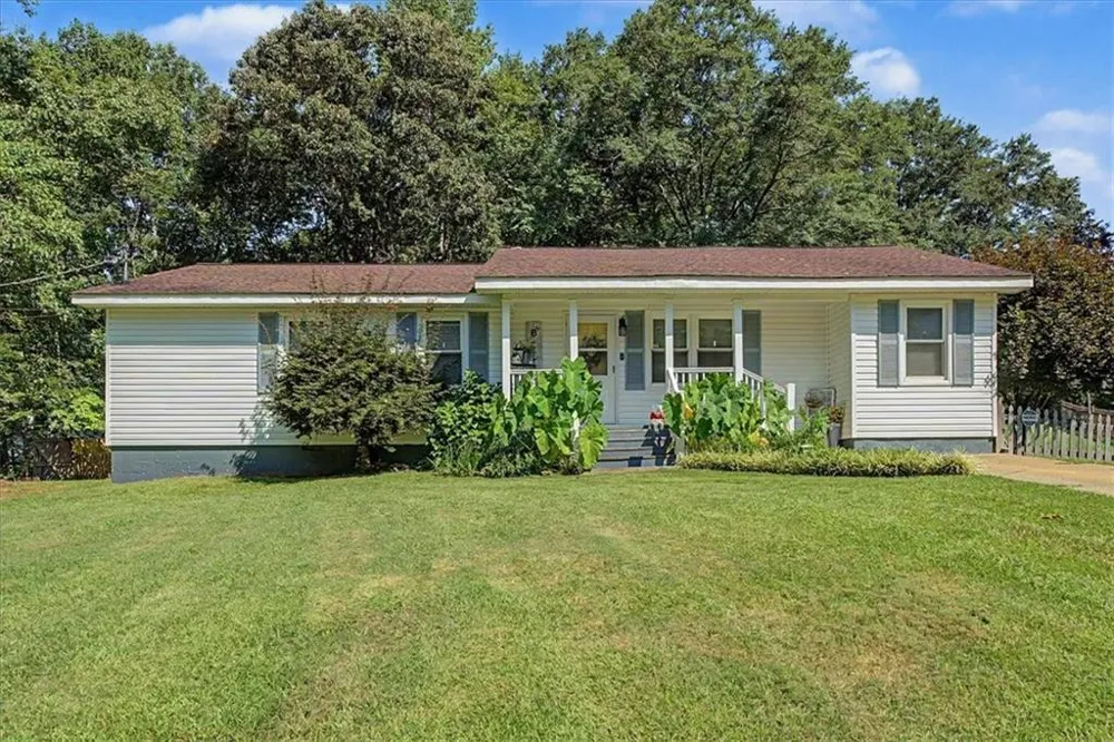 32 Watkins Road Newnan, GA 30263