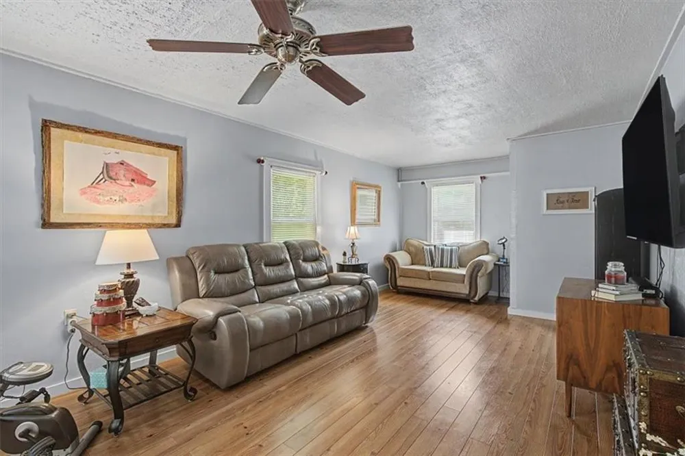 32 Watkins Road Newnan, GA 30263