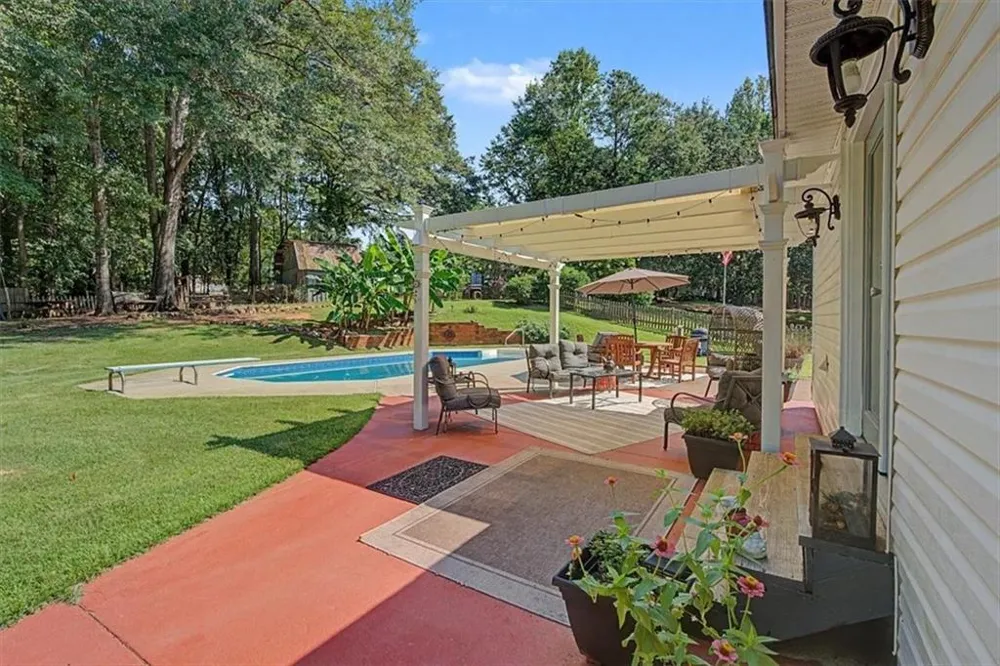 32 Watkins Road Newnan, GA 30263