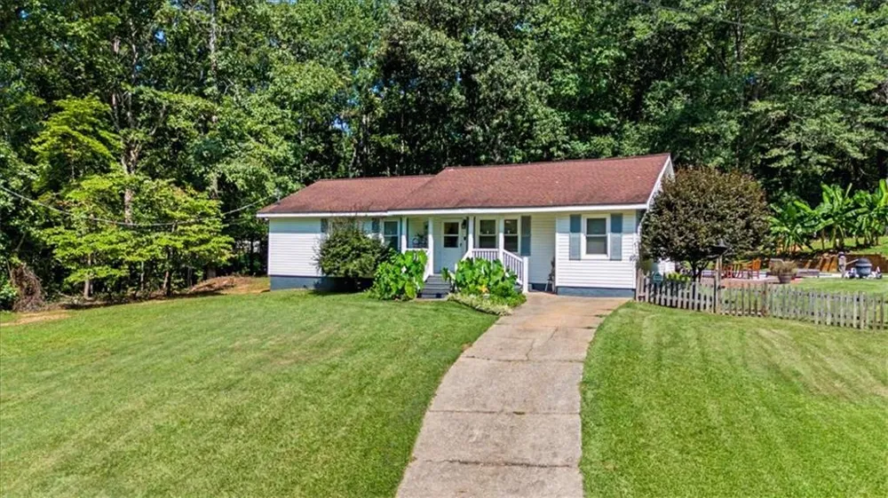 32 Watkins Road Newnan, GA 30263