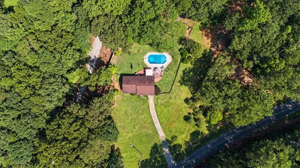 32 Watkins Road Newnan, GA 30263