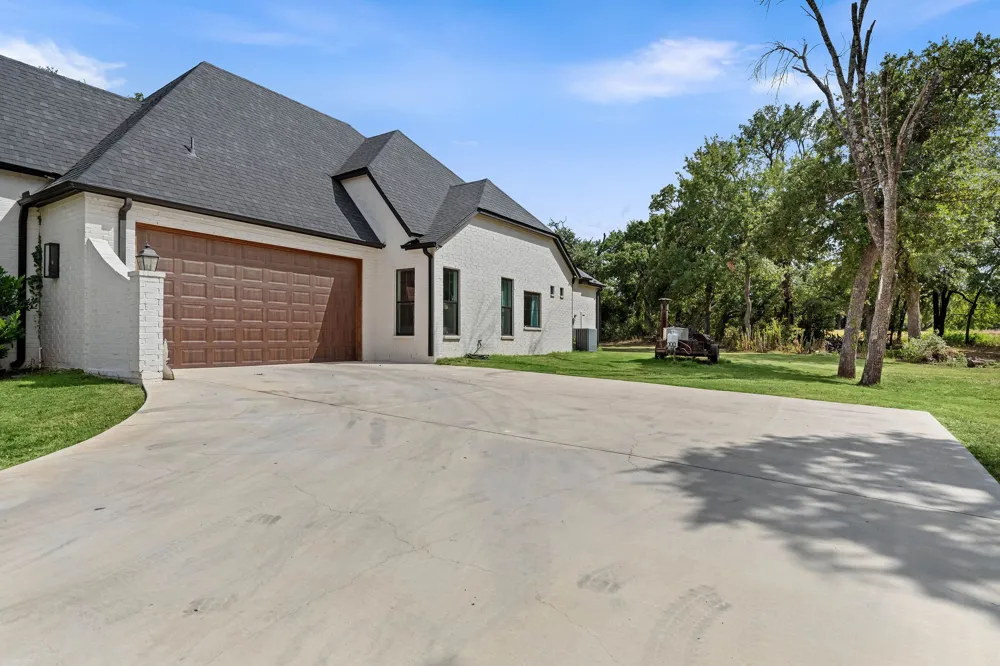 509 Durbin Court Runaway Bay, TX 76426
