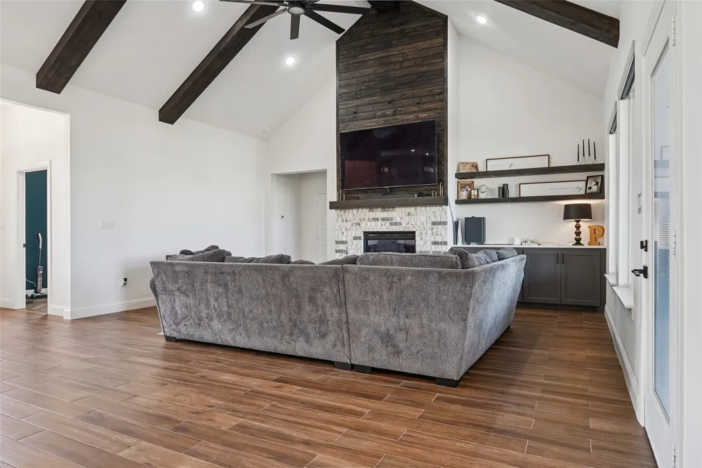 8608 Kassandra Drive Sanger, TX 76266