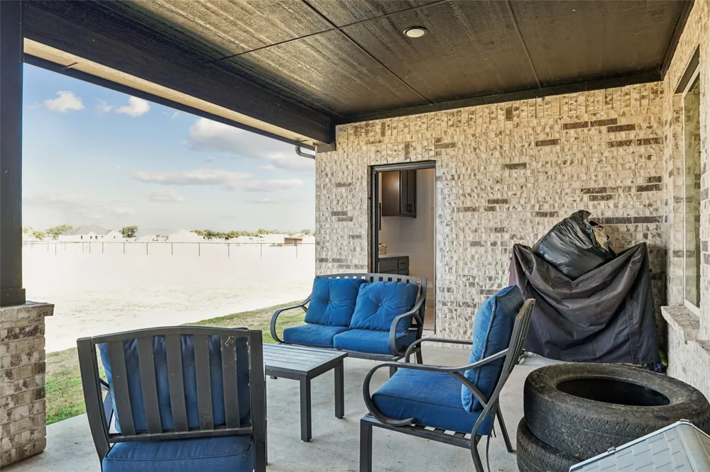 8608 Kassandra Drive Sanger, TX 76266