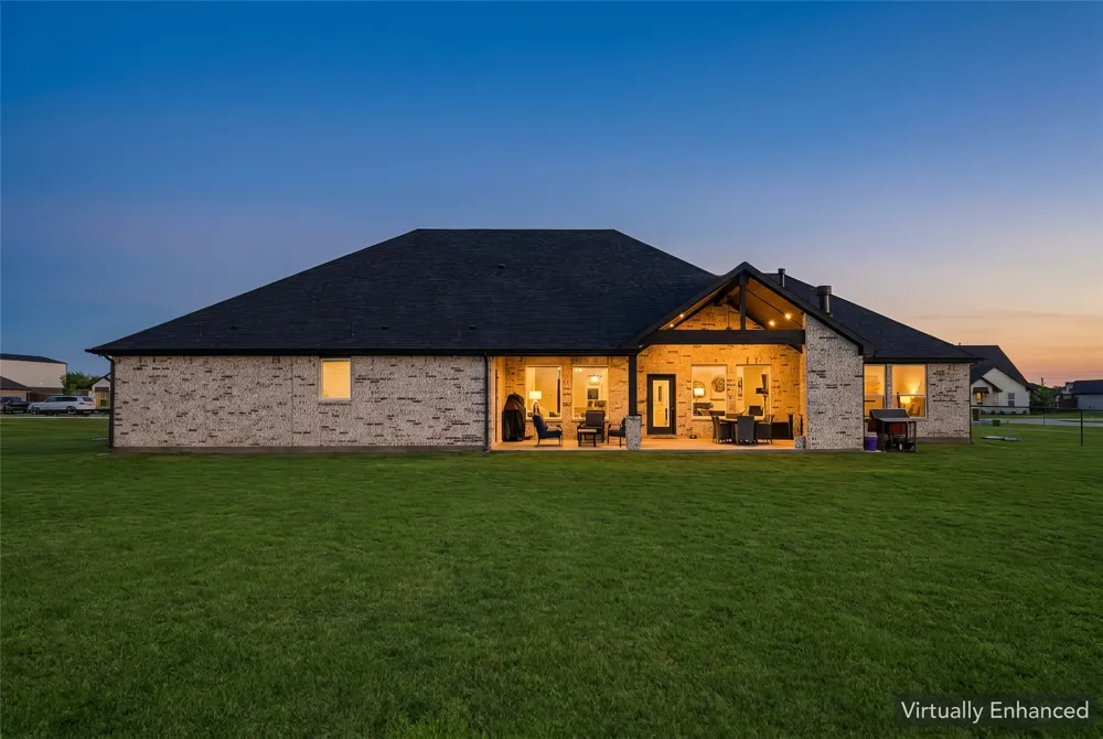 8608 Kassandra Drive Sanger, TX 76266