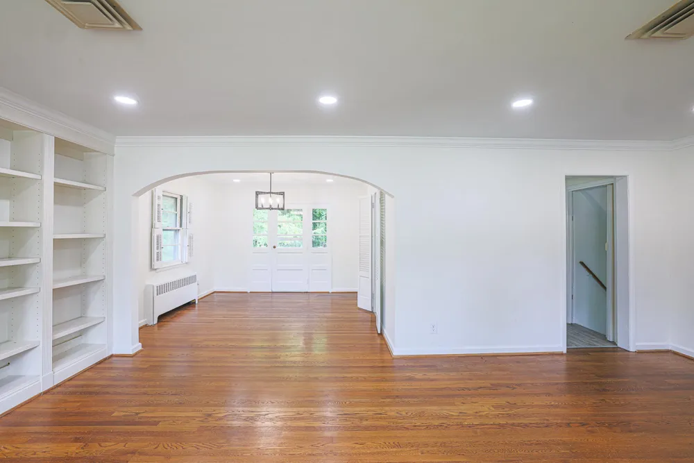 2302 FARRINGDON ROAD Baltimore, MD 21209