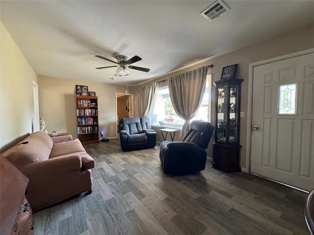 1620 Glennan Drive Okmulgee, OK 74447