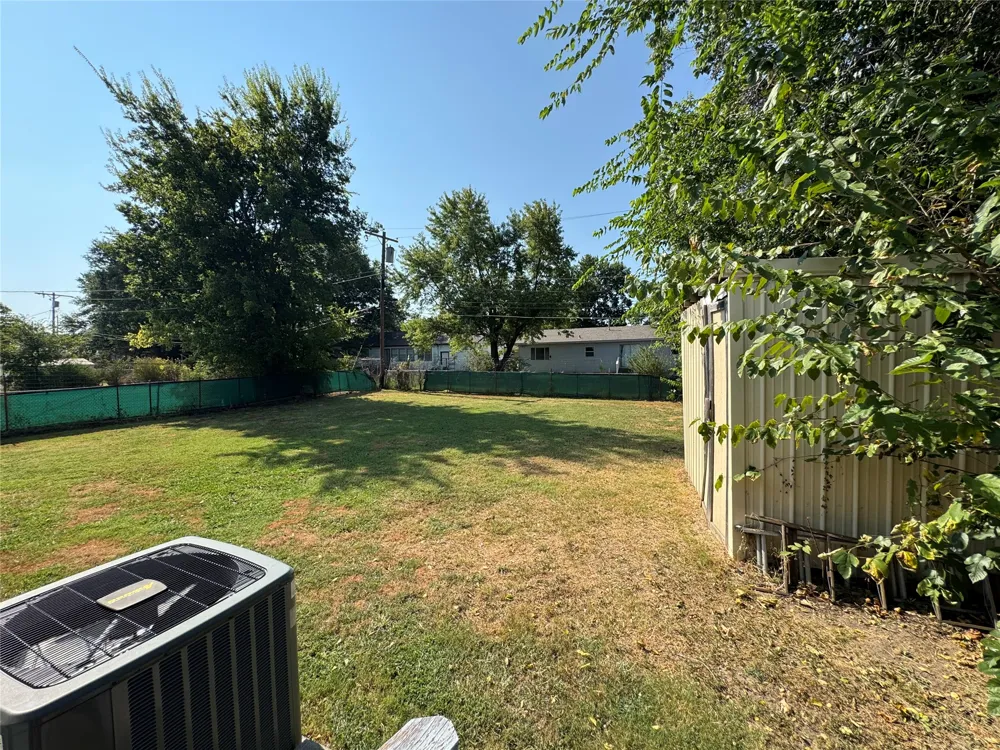 1620 Glennan Drive Okmulgee, OK 74447