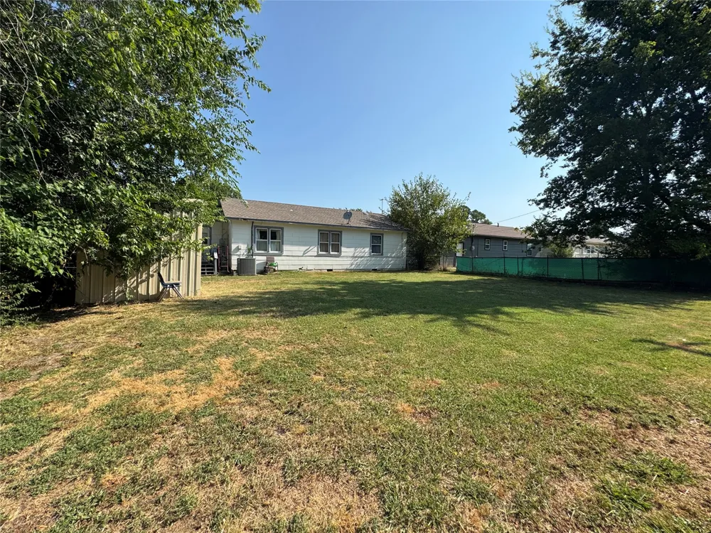 1620 Glennan Drive Okmulgee, OK 74447