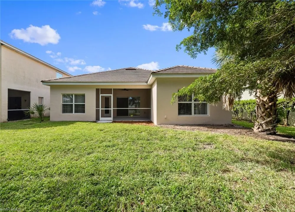 2410 Verdmont Court Cape Coral, FL 33991