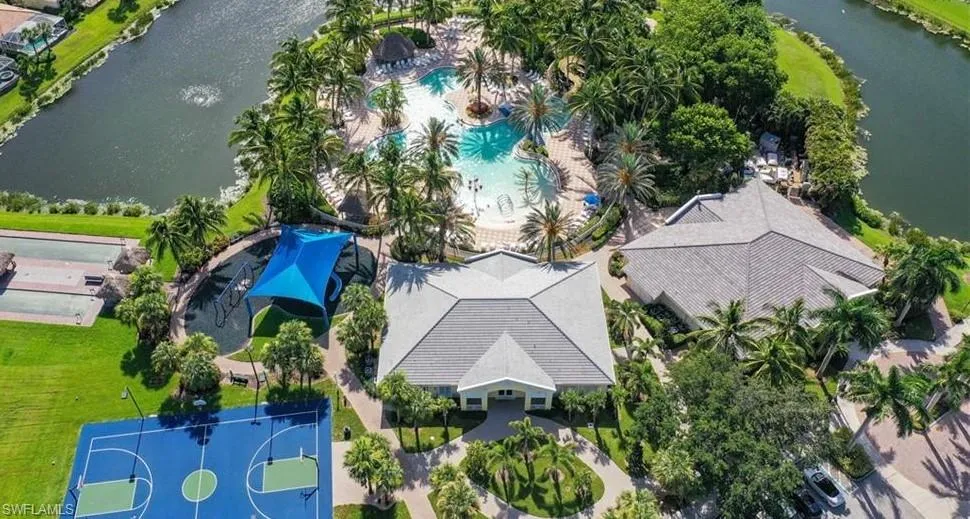 2410 Verdmont Court Cape Coral, FL 33991