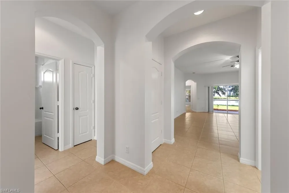 2410 Verdmont Court Cape Coral, FL 33991
