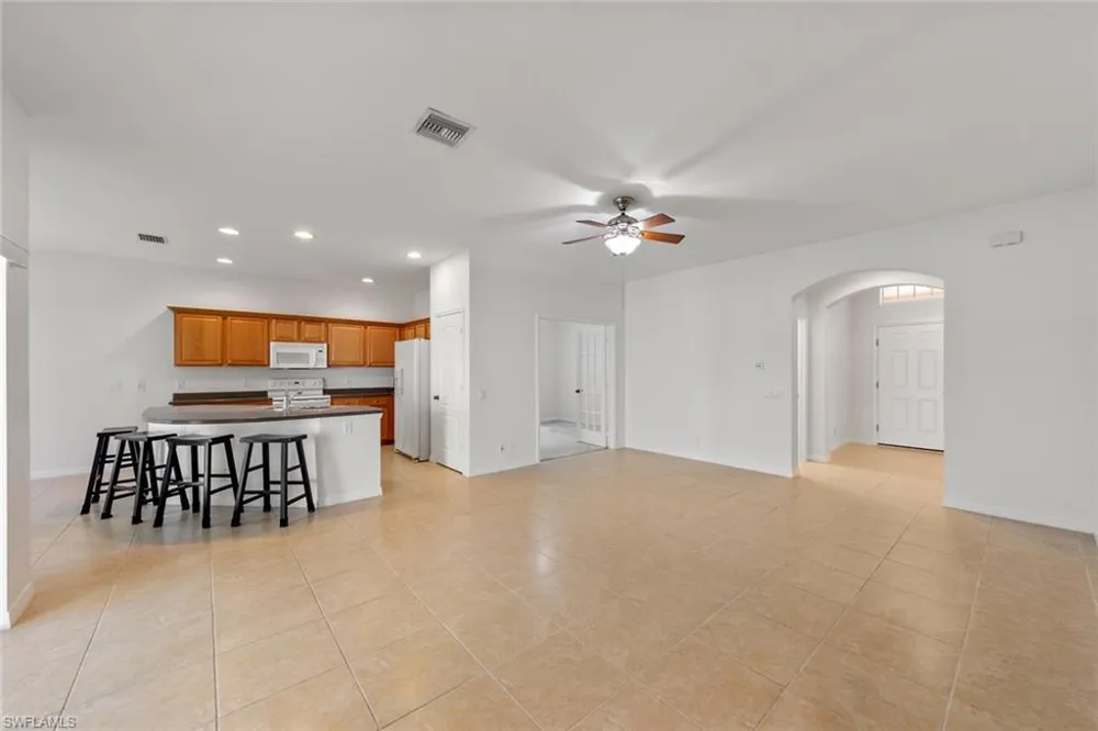2410 Verdmont Court Cape Coral, FL 33991