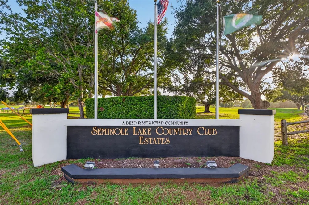 6495 BURNING TREE DRIVE Seminole, FL 33777