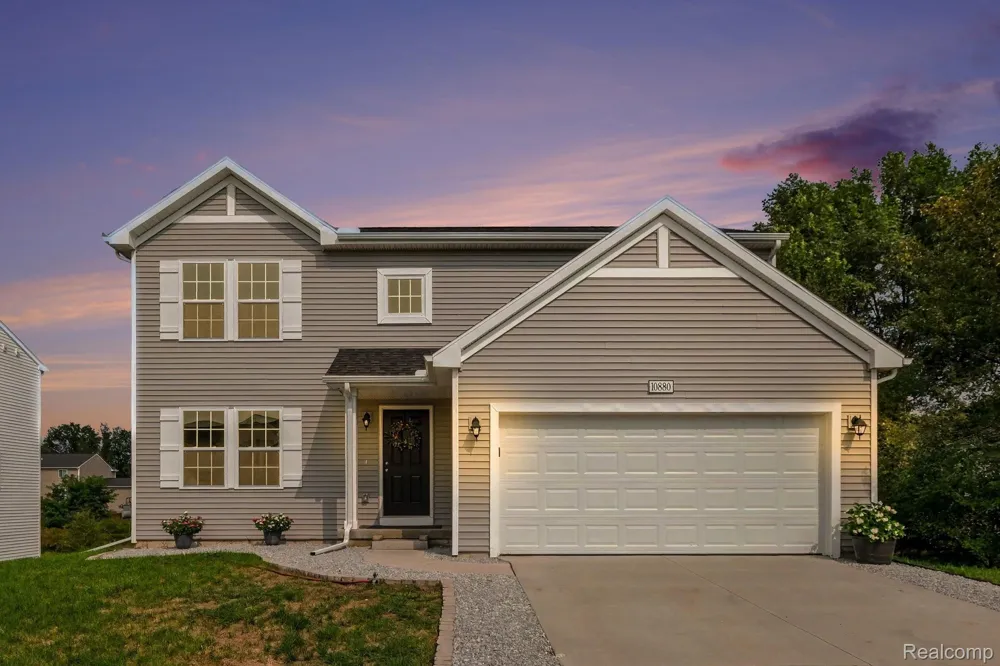10880 Constant Drive Allendale Charter Township, MI 49401