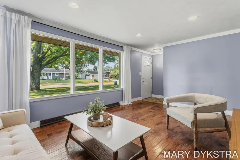 585 Huizenga Avenue Zeeland City, MI 49464