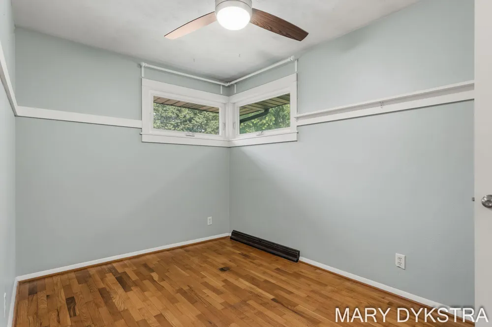 585 Huizenga Avenue Zeeland City, MI 49464