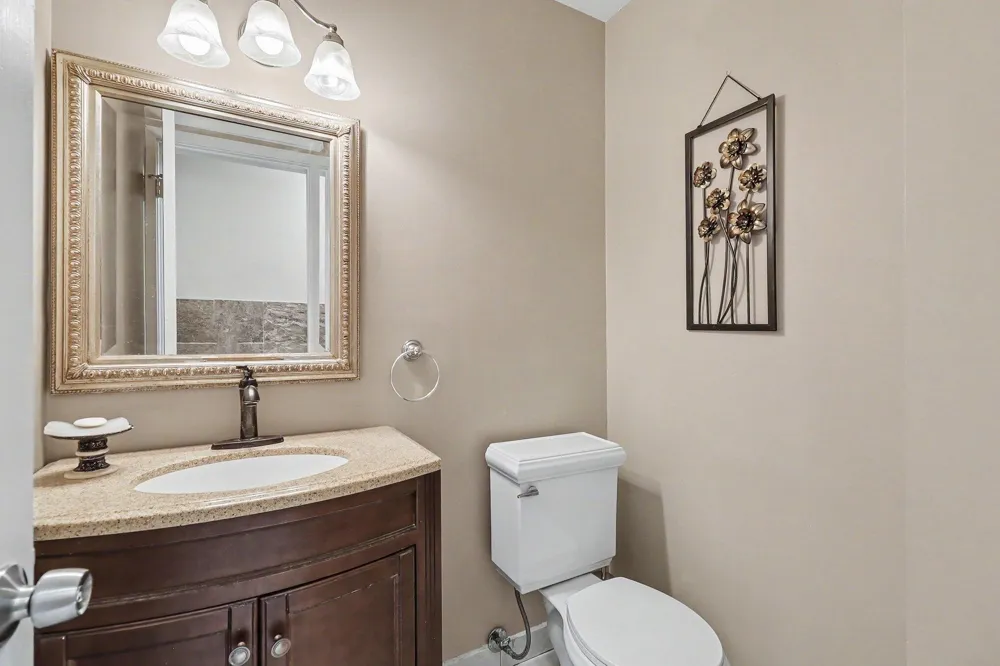 6021 Fairbrook Drive West Bloomfield Charter Township, MI 48322