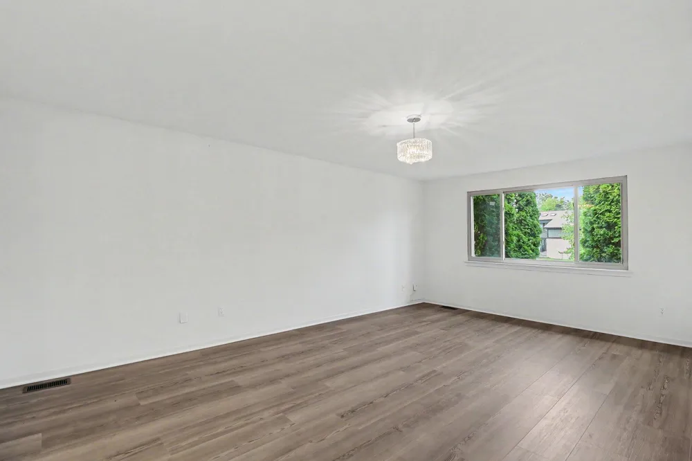 6021 Fairbrook Drive West Bloomfield Charter Township, MI 48322