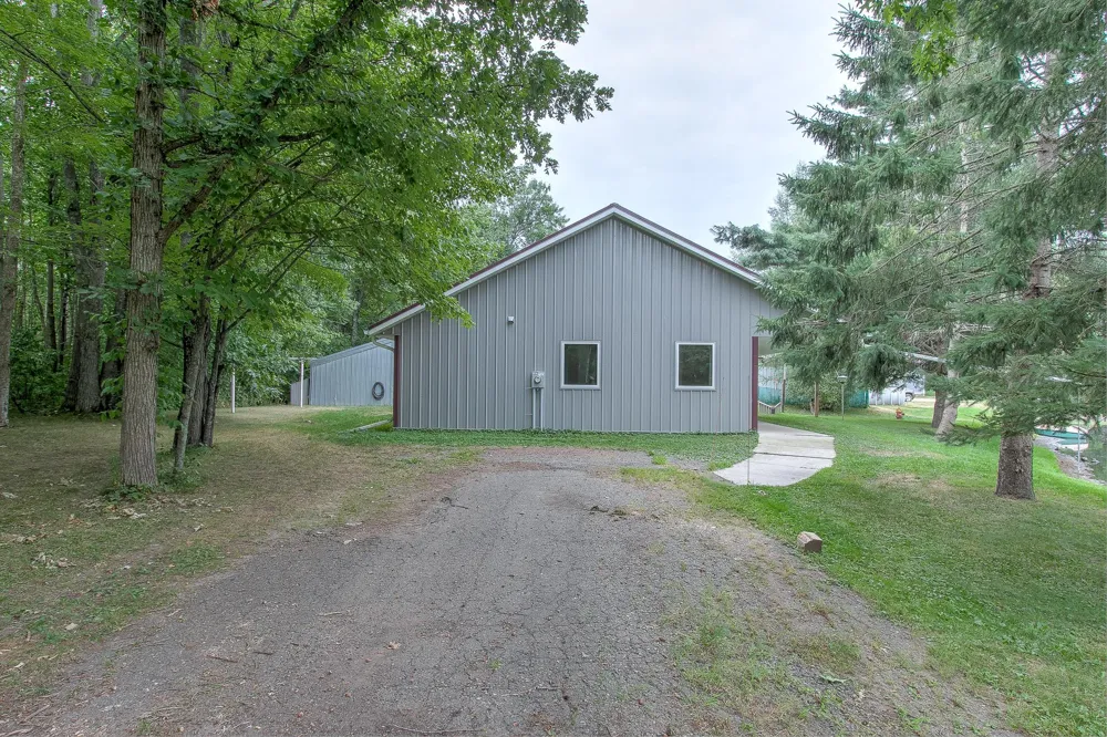 2195 270th Avenue Mora, MN 55051