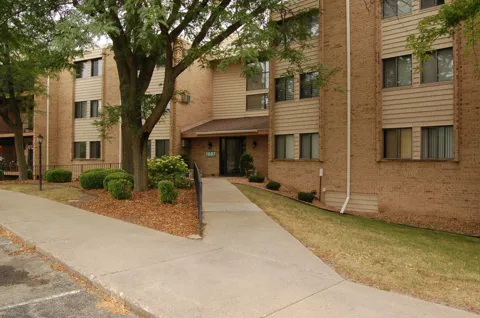1887 Silver Bell Road #318