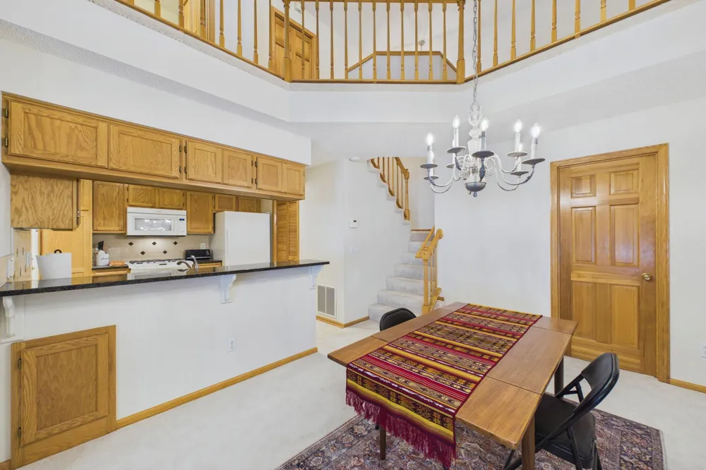 1744 Maple Court Falcon Heights, MN 55113