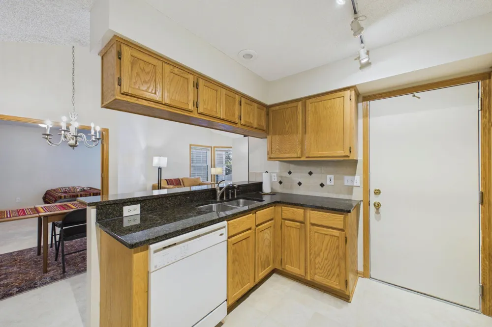 1744 Maple Court Falcon Heights, MN 55113