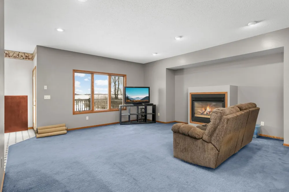 17672 County Road 14 NW Big Lake, MN 55309