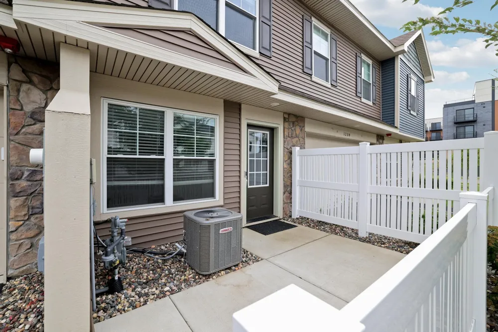 1212 Lower 143rd Street E Rosemount, MN 55068