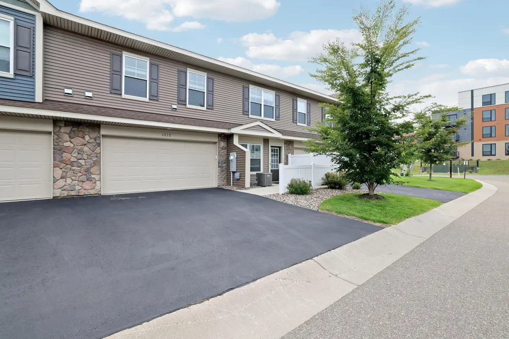 1212 Lower 143rd Street E Rosemount, MN 55068