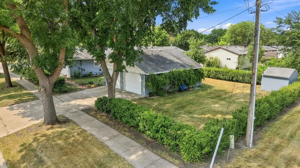 1914 15th Street S Moorhead, MN 56560