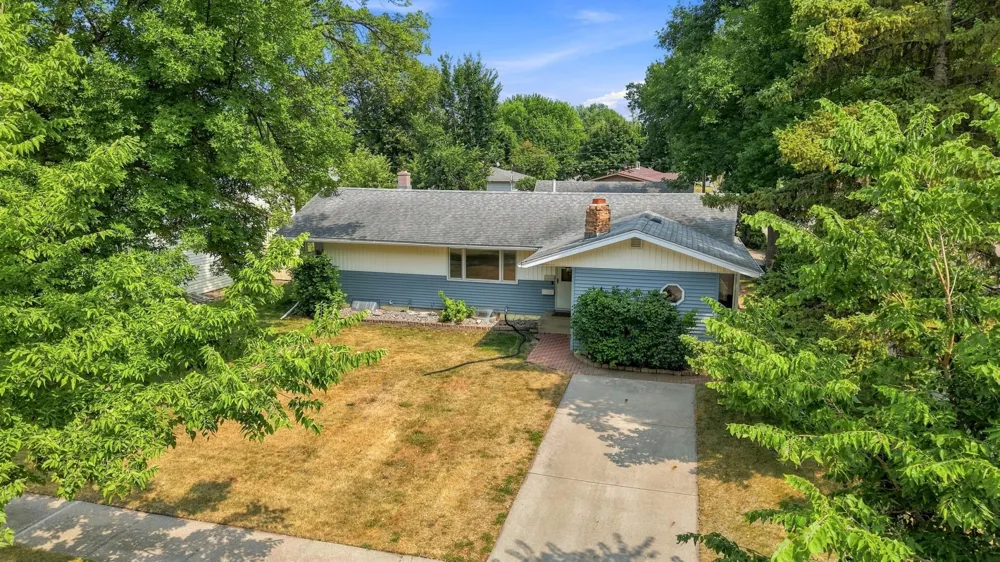 1914 15th Street S Moorhead, MN 56560