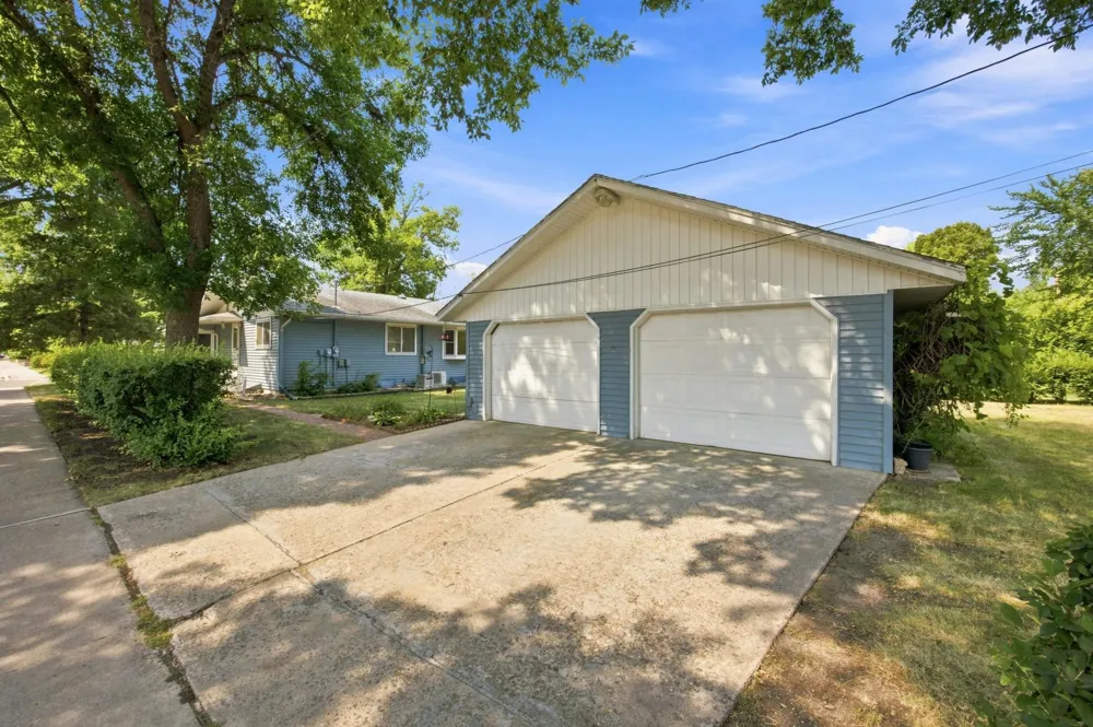 1914 15th Street S Moorhead, MN 56560