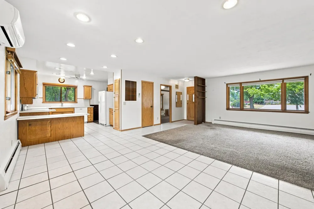 1914 15th Street S Moorhead, MN 56560