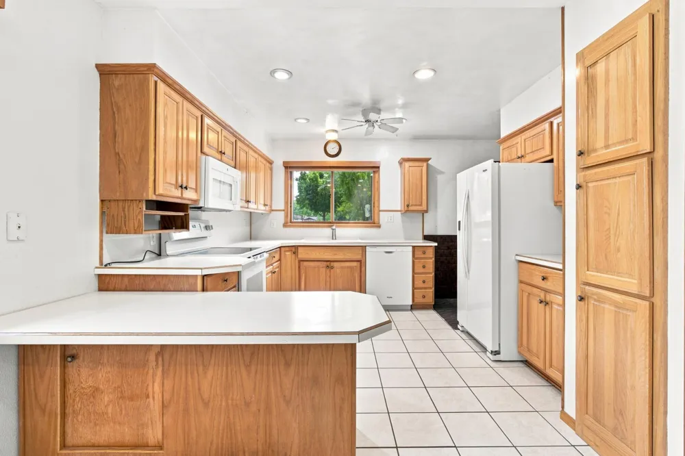 1914 15th Street S Moorhead, MN 56560