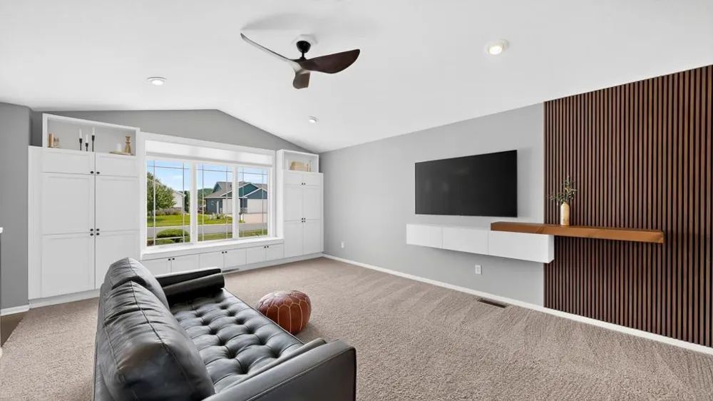 1256 Lone Stone Court SE Chatfield, MN 55923
