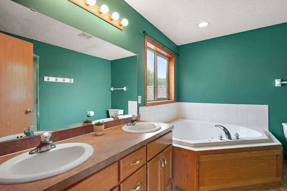 17872 Tyler Street NW Elk River, MN 55330