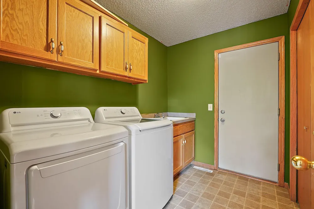 17872 Tyler Street NW Elk River, MN 55330