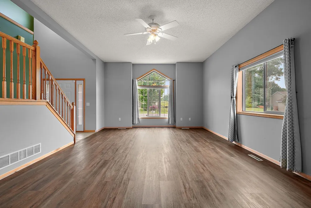 17872 Tyler Street NW Elk River, MN 55330