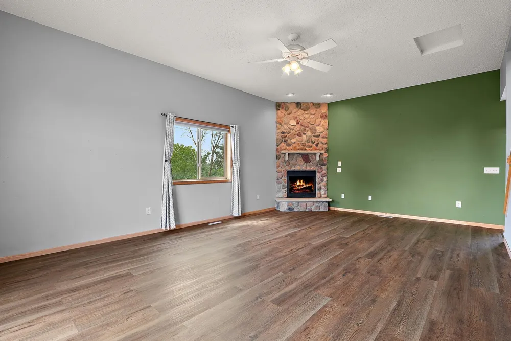 17872 Tyler Street NW Elk River, MN 55330