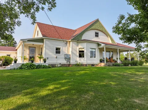 619 Railroad Street
