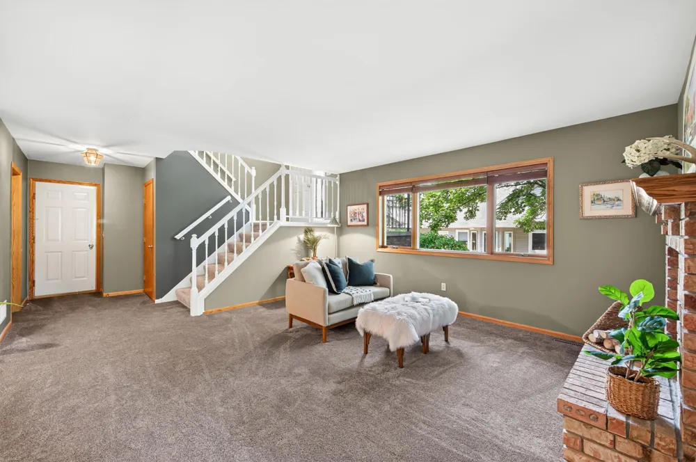 1143 Mckusick Road Lane Stillwater, MN 55082