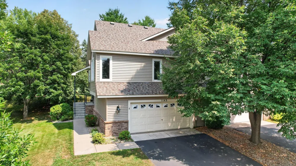 1143 Mckusick Road Lane Stillwater, MN 55082