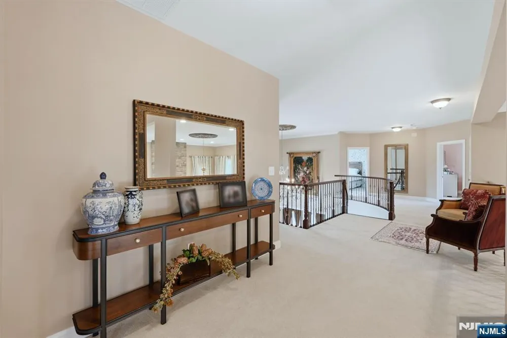 7 Crystal Court Manalapan, NJ 07726